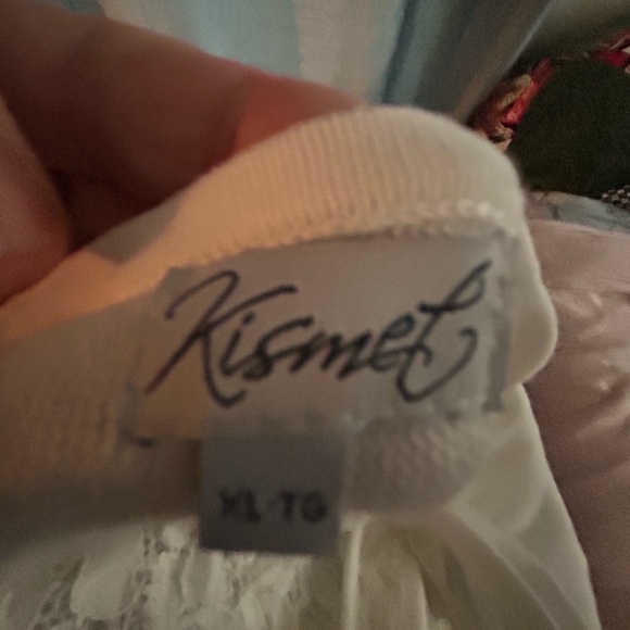 Kismet Ivory Long Sleeve Top with lace insert at back - XL - new or like new - Picture 9 of 10